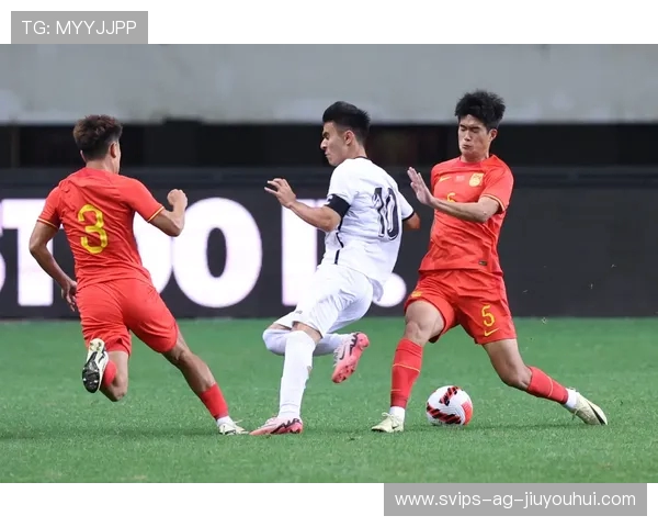 大运会足球广东队与山东队激战正酣精彩对决点燃赛场激情